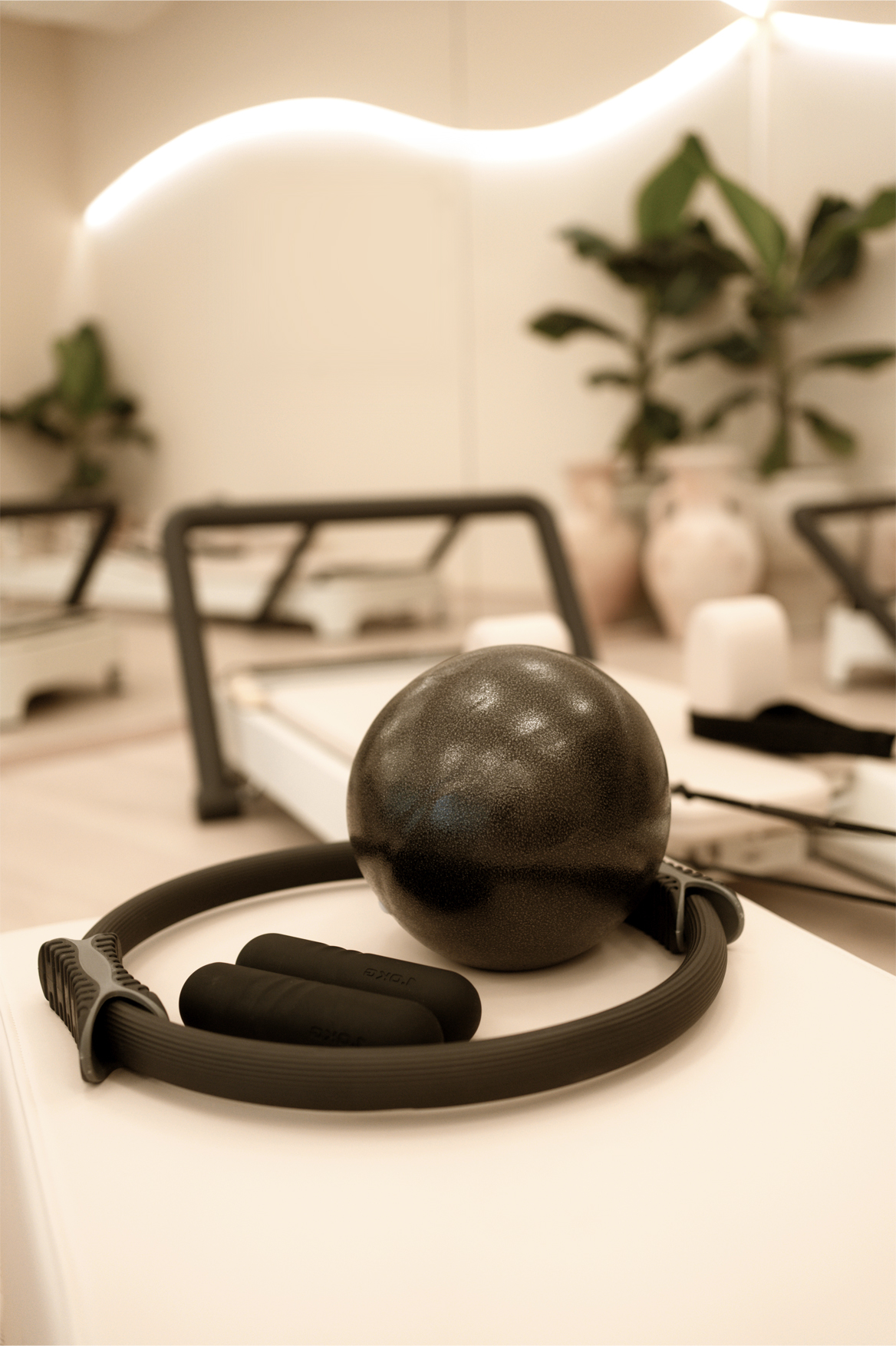 One+ Form — studio a lekce